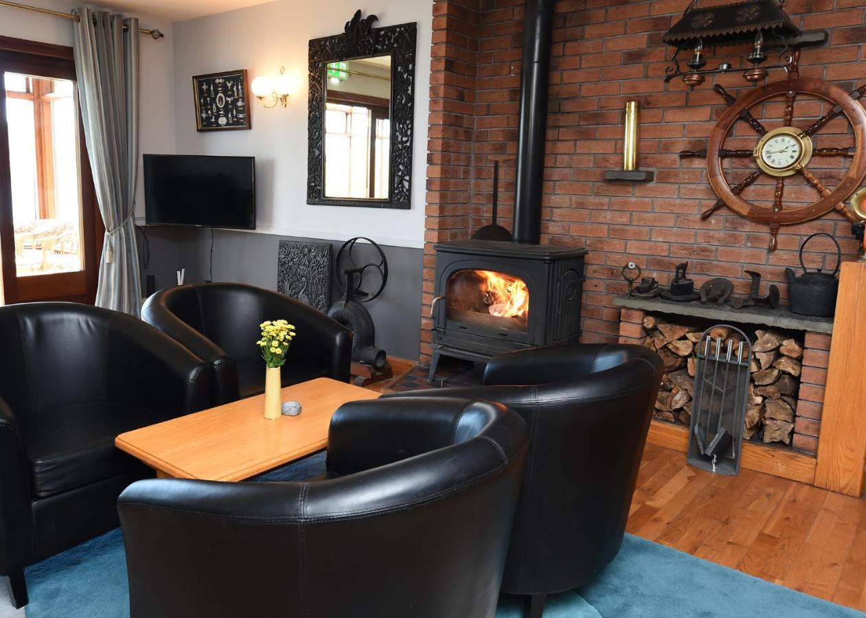 Whispering Pines Crosshaven Exterior foto